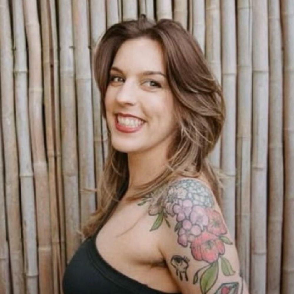 Meet your Posher, Davina